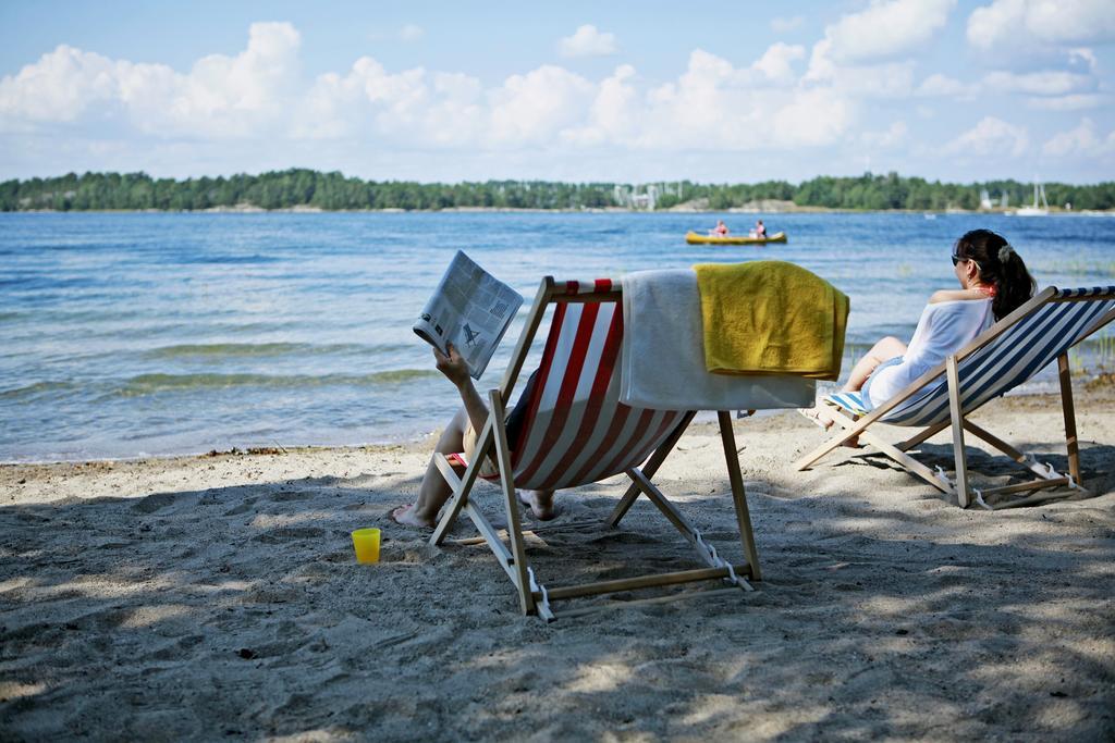 Djuroenaeset Hotell & Konferens Djurhamn Экстерьер фото
