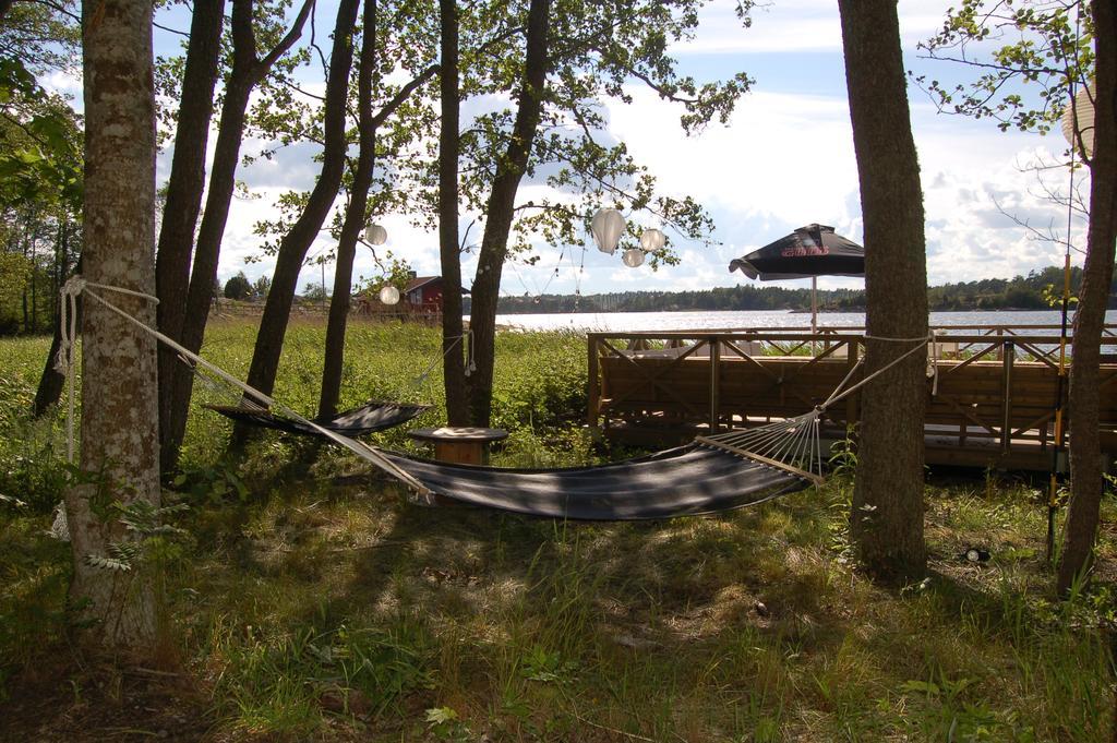 Djuroenaeset Hotell & Konferens Djurhamn Экстерьер фото